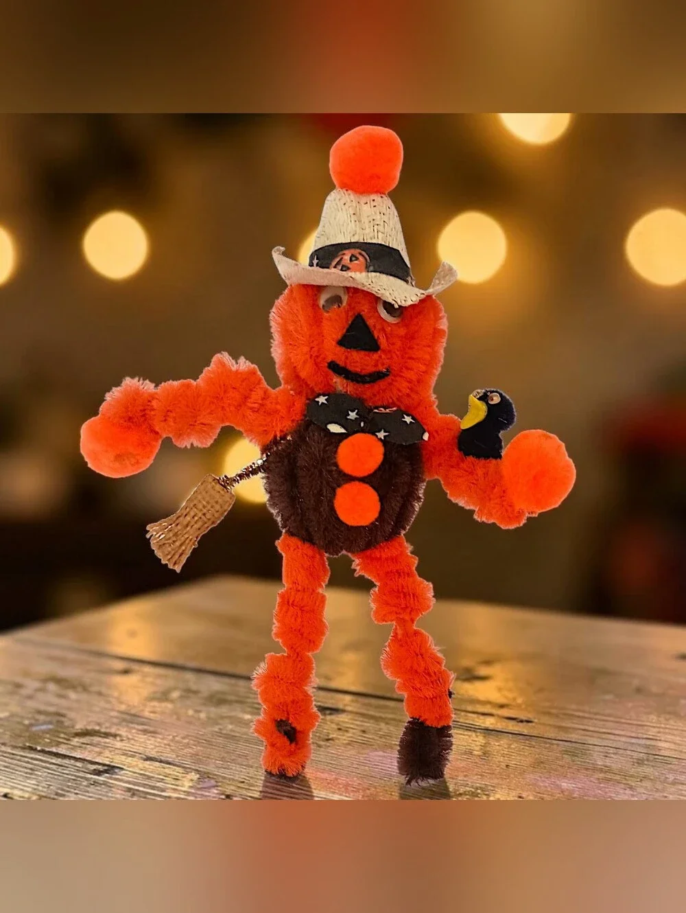 Vtg 70s Pumpkin Halloween Magnet Chenille Pipe Cleaner Scarecrow Googly Eyes